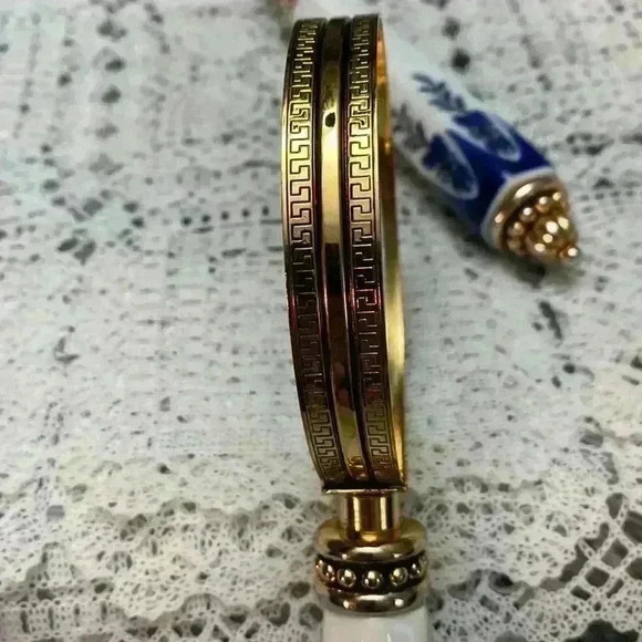 Vintage Cobalt Blue & White Porcelain Desk Set,  Magnifying Glass, Letter Opener - Picture 13 of 16